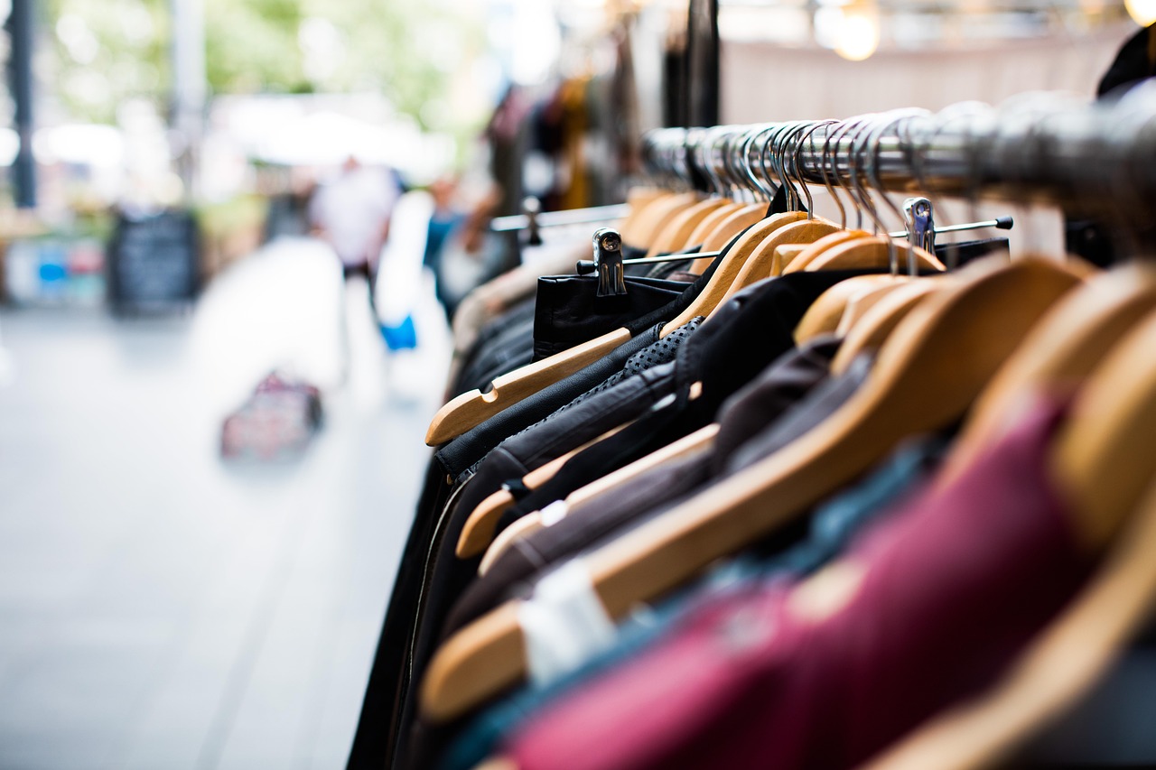 Quais são os erros mais comuns ao usar camisa masculina